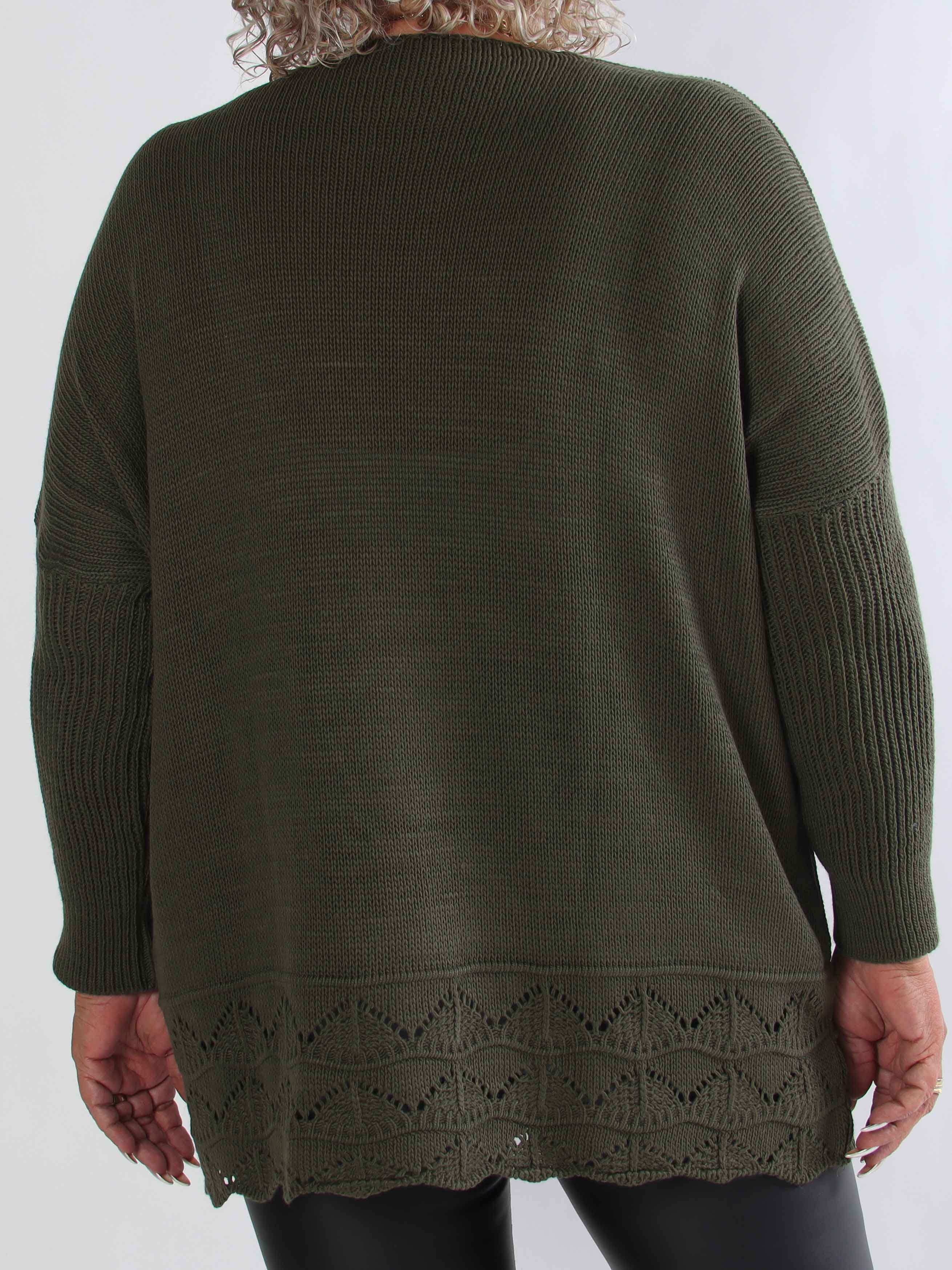 Rebeca - Enfärgad stickad plus size blus med mönster nedtill